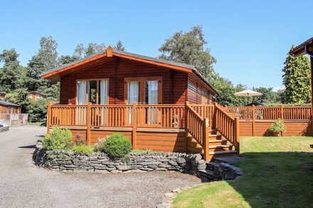 ROBIN'S NEST, family friendly, with a garden in Windermere