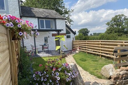 Delightful One Bed Lake District Cottage