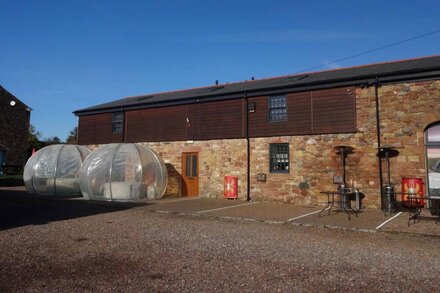 Naaf Lodge, Bowness on Solway at the start of Hadrian's Wall and close to beach