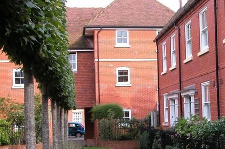 CHARTER COURT in Salisbury