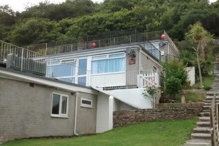 Stunning Sea Views, Recently Refurbished, 250m From The Beach, All Mod Cons