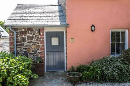 A bright, comfortable cottage near the SW coast path in the Hartland AONB