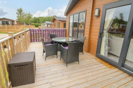 RAMBELLS LODGE, SHERWOOD 31, family friendly in Carnforth