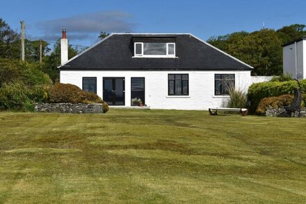 Waterfront Cottage with own Beach and Stunning Views Across The Clyde