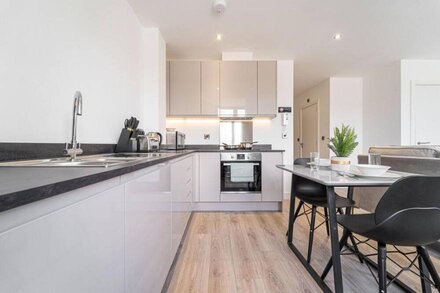 Seven Living Residences Solihull - Modern Studios close to NEC and BHX