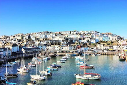 Stunning Harbour and Mooring views