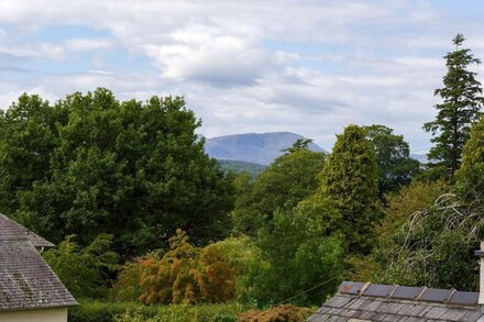 WANSFELL AT LIPWOOD HOUSE, family friendly in Windermere