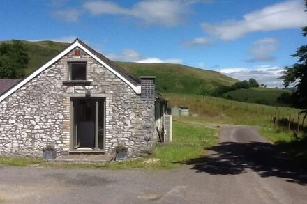 Owl Barn-wow! A stylish modern barn conversion for 5. Great Brecon Beacons views