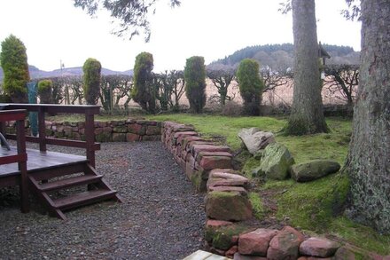 Heron Lodge, edge of Mabie Forest with breathtaking surrounding views Wifi