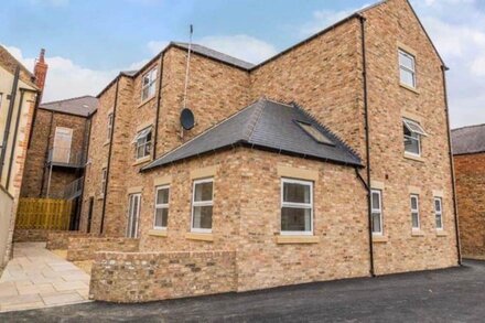 Luxury 2 Bed Apartment in the City of Ripon, close to the Cathedral with Parking