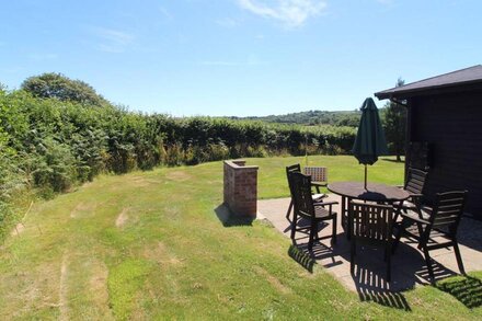 MAPLE LODGE, family friendly, character holiday cottage in Lanivet