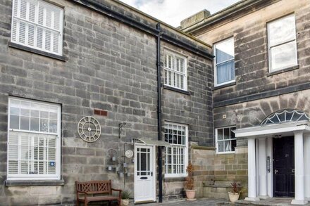 4 bedroom accommodation in Whitby