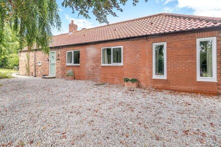 3 bedroom accommodation in Wilberfoss, nr York