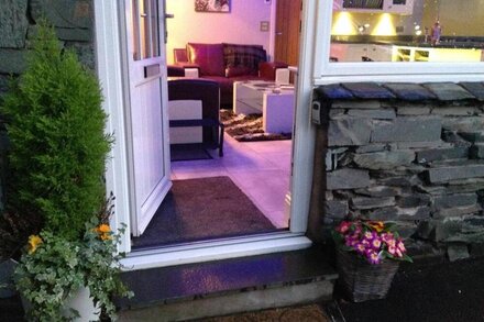 Stylish & Contemporary 5 * Fully Renovated Luxurious Holiday Cottage Ambleside