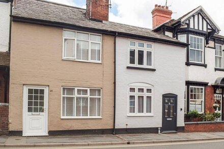 2 bedroom accommodation in Ludlow