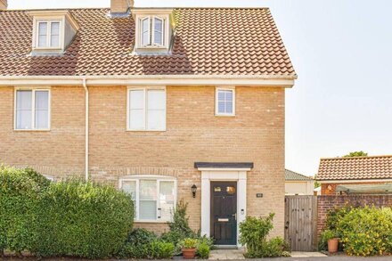 3 bedroom accommodation in Saxmundham