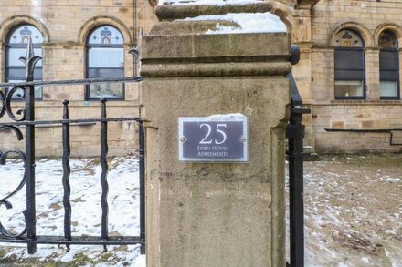 APARTMENT 24, romantic in Keighley