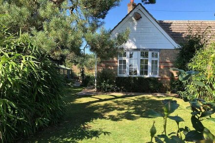 2 bedroom accommodation in Beesby, near Alford