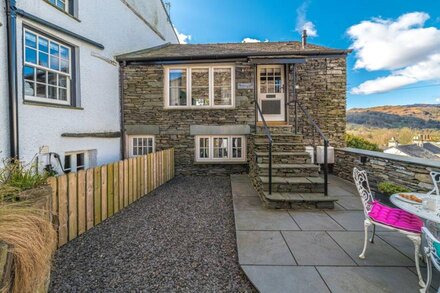 PROSPECT COTTAGE LOFT, family friendly, with a garden in Ambleside