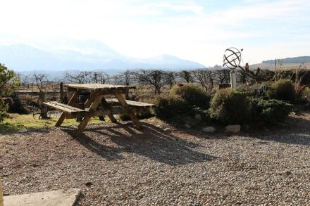 ALBA BEN VIEW, family friendly, with a garden in Spean Bridge