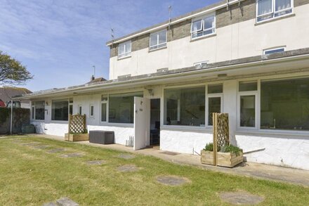 2 BROOK COTTAGES, pet friendly, country holiday cottage in Hope Cove