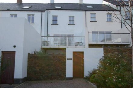 Ty Glas Apartment in Saundersfoot