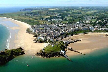 Scarborough House in the beautiful Tenby