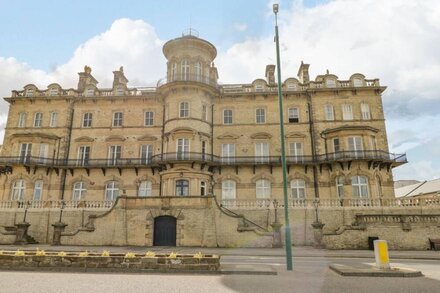 NUMBER 10, family friendly in Saltburn-By-The-Sea