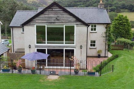 3 bedroom accommodation in Llanymawddwy, near Dolgellau