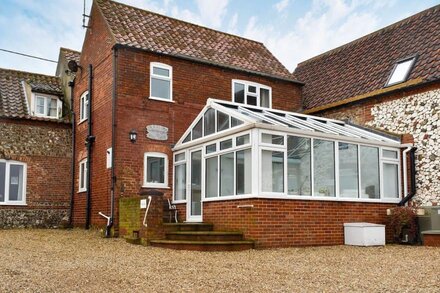 3 bedroom accommodation in Brancaster Staithe, near Wells-next-the-Sea