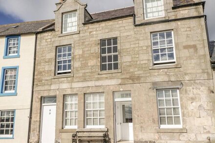 MAIMIE’S HARBOURVIEW, pet friendly in Pittenweem