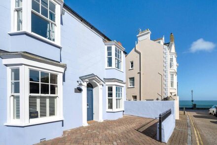 Vine Cottage in the beautiful Tenby