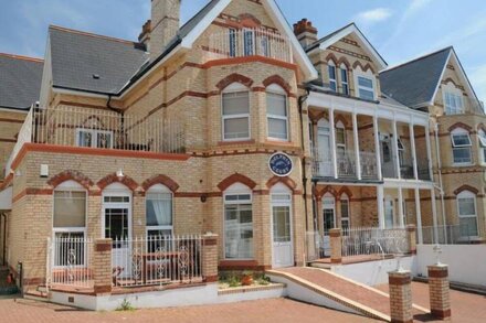 Apartment 1 Dolphin Court in Barnstaple and Braunton - 4 persons, 2 bedrooms