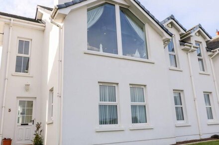 SEAVIEW, pet friendly, with a garden in Castlerock