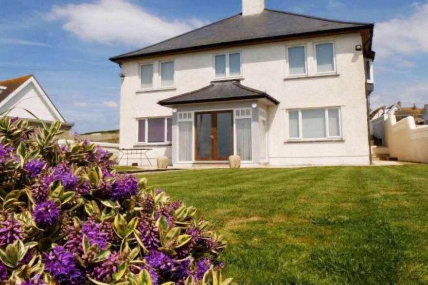 Vacation home Tully Hip in Carmarthen - 6 persons, 3 bedrooms