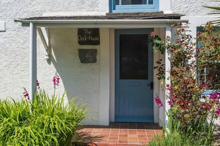 The Clock House , a spacious end of terrace cottage sleeping up to eight people near Port Isaac