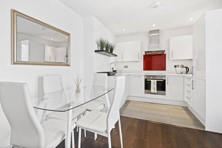 Superb 2 Bedroom Flat in Clapham