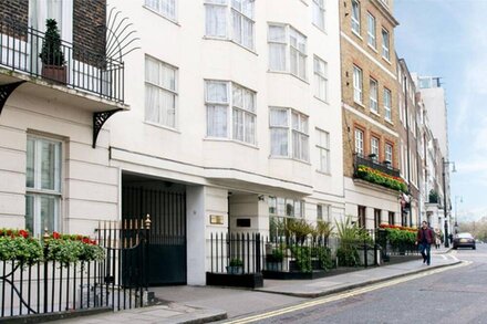 Centrally Located 1 bedroom apartment - Great Mayfair Location