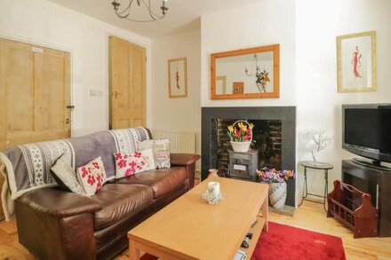 ALL SAINTS VIEW, pet friendly in Cockermouth