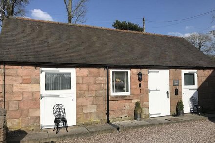 1 Bed Charming  Peak District Barn Conversion Alton Towers Polar Bears