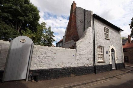 Characterful cottage situated at the gateway to the Norfolk coast