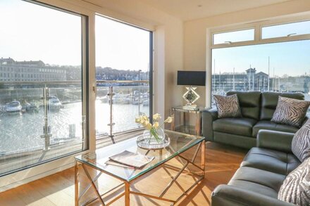 HARBOURSIDE HAVEN APARTMENT 3, family friendly in Weymouth