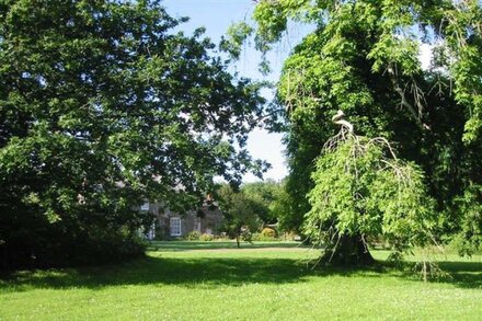 PARNACOTT, pet friendly, luxury holiday cottage in Holsworthy