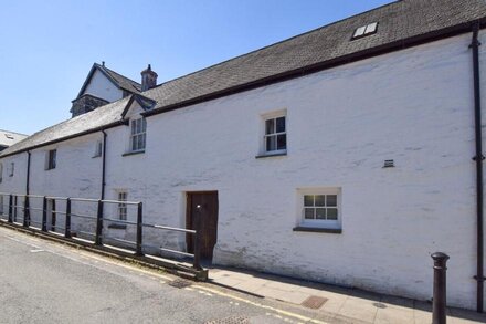 Ysgubor Newydd - Two Bedroom House, Sleeps 4