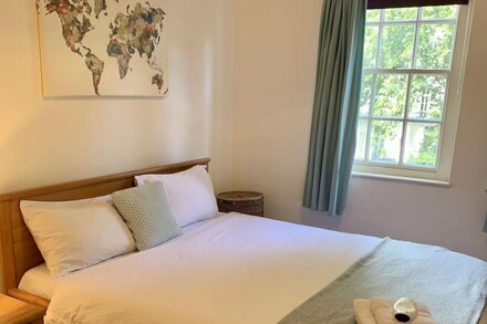 Shared flat in the heart of Chelsea