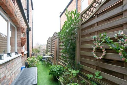 Pass the Keys | Charming Terrace House in Ealing