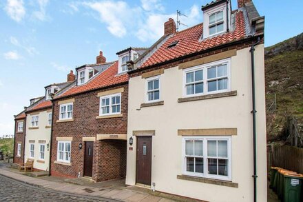 2 bedroom accommodation in Whitby