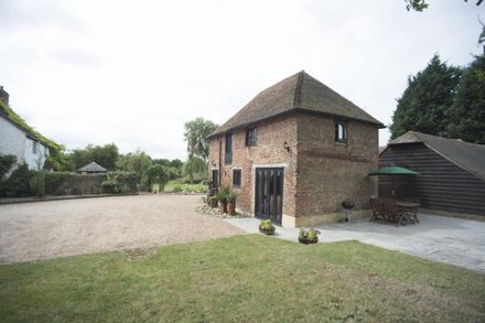 Water Farm Granary In Smeeth, Kent