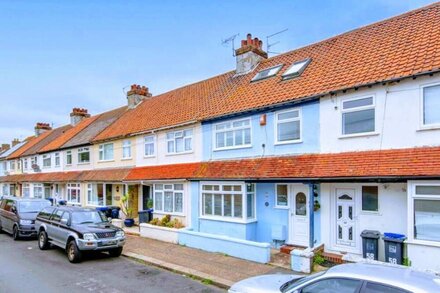 INNit Brighton Sea Side - 4BR House with Free Parking