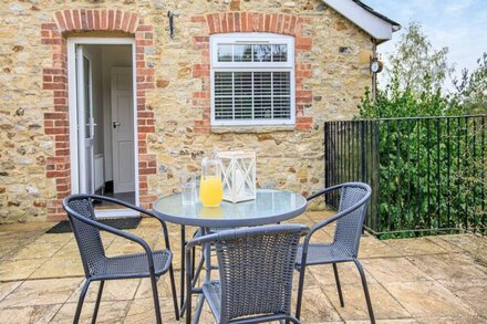 2 bedroom accommodation in Westwater, near Axminster